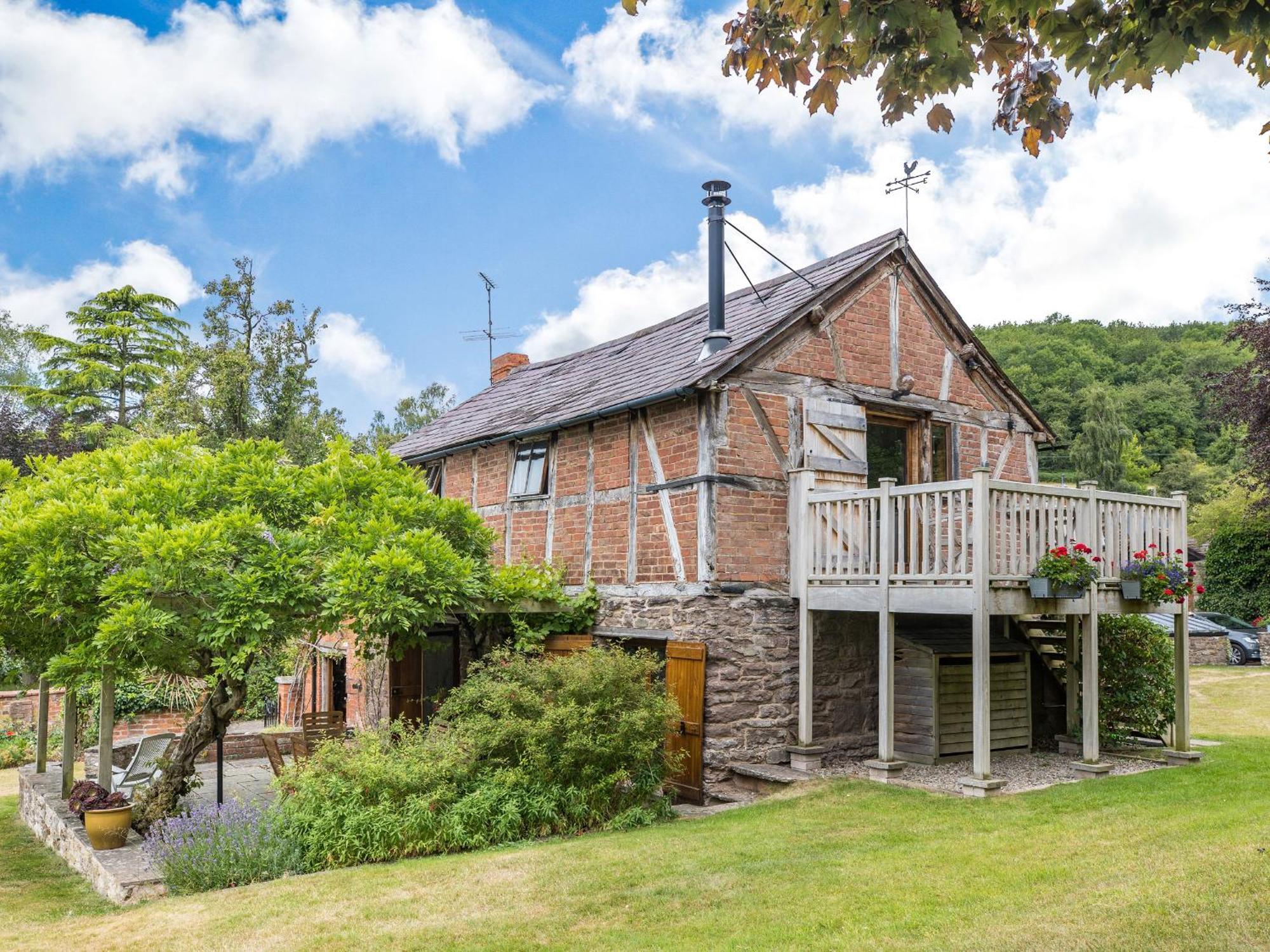 The Cider Mill Villa Kings Pyon Exterior photo