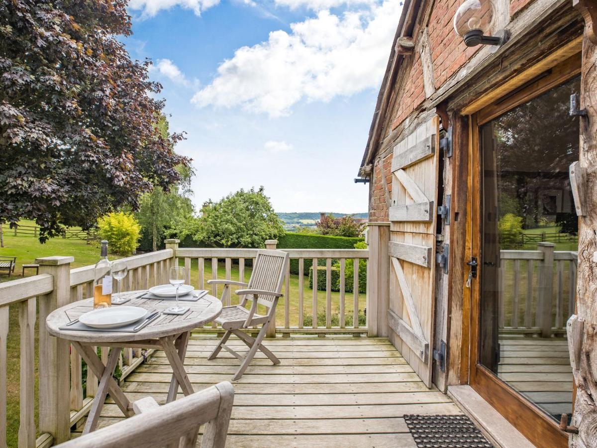 The Cider Mill Villa Kings Pyon Exterior photo
