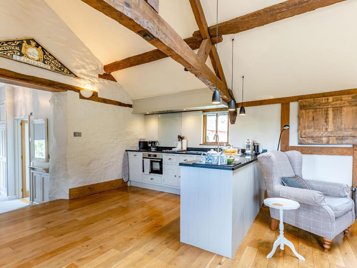The Cider Mill Villa Kings Pyon Exterior photo