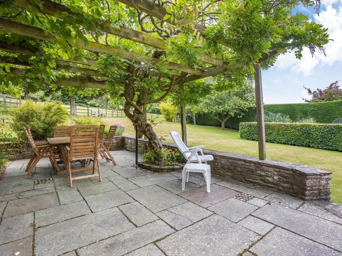 The Cider Mill Villa Kings Pyon Exterior photo